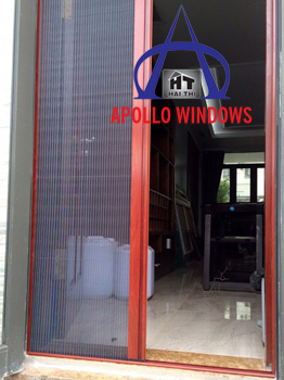 cửa lưới chống muỗi có ray thấp màu vân gỗ